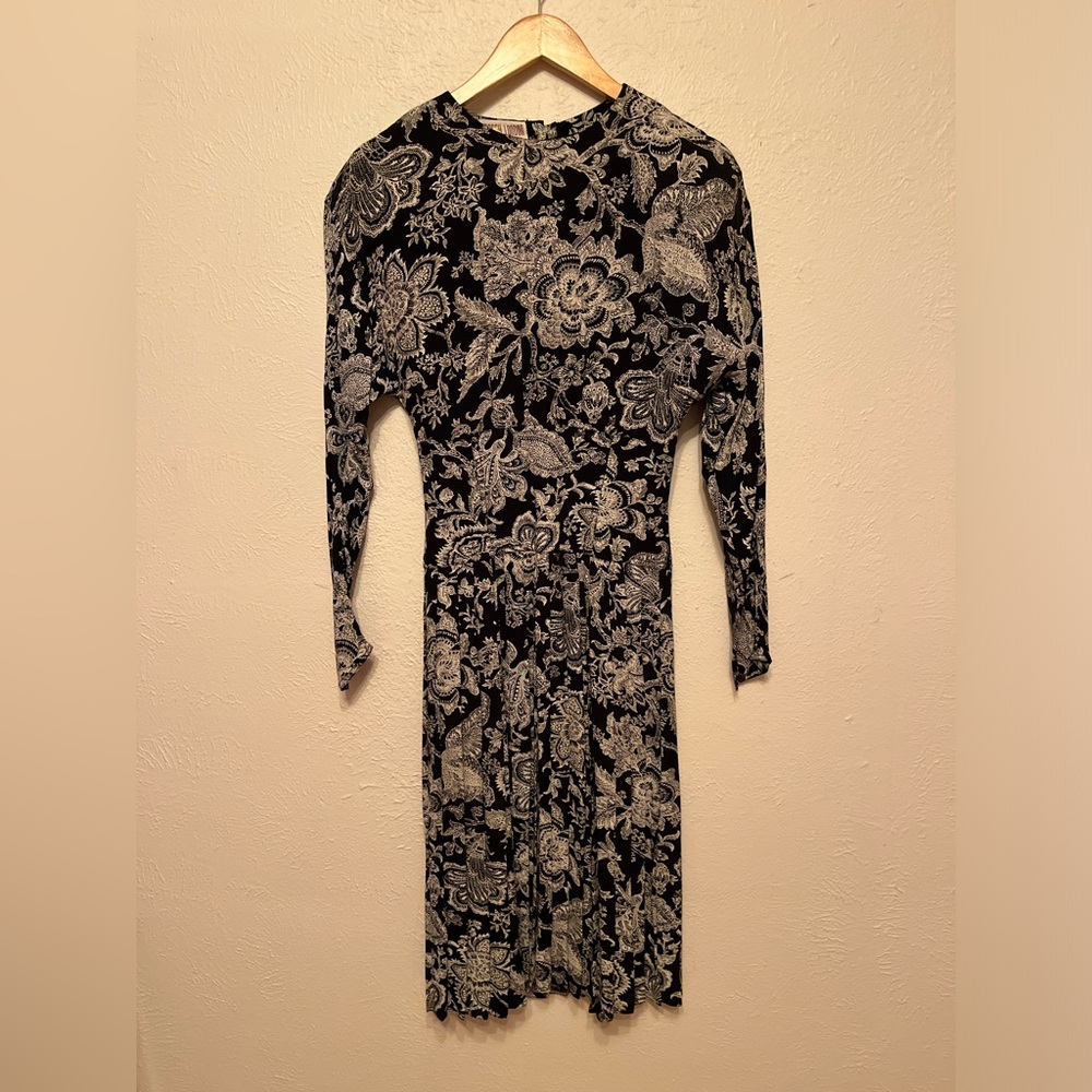 Vintage Maggy London Black and White Floral Long Sleeve Dress